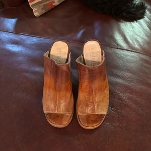BED| STU brown leather mules. Size 8.5. Never worn